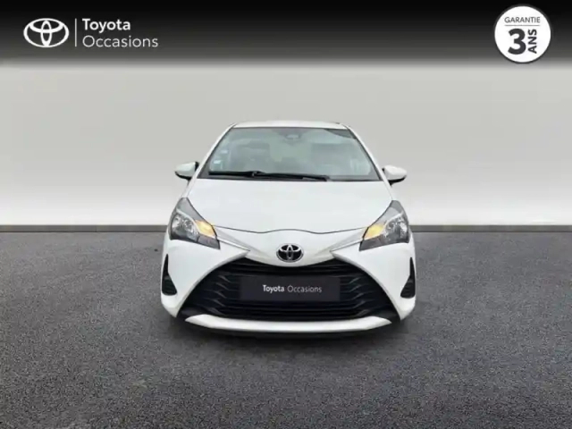 Toyota Yaris 70 vvt-i ultimate 5p — photo 4