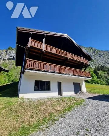 Maison 6 pièces 198 m²