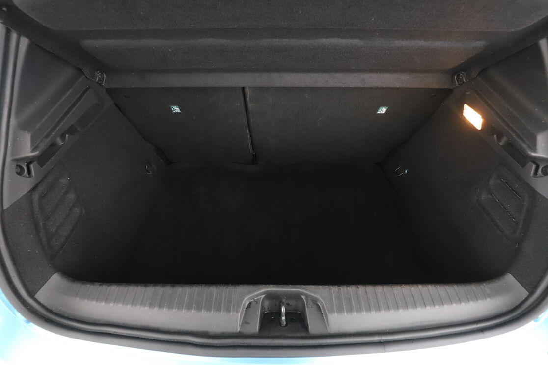 Renault Clio 1.3 TCe Intens EDC — photo 16