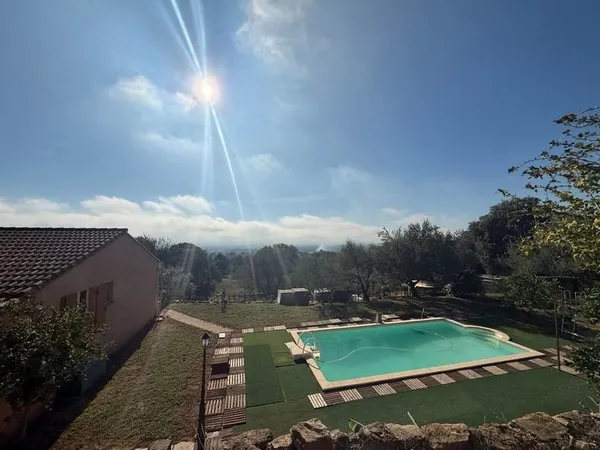 VIDAUBAN  Propriété avec piscine, seconde habitation et potentiel locatif