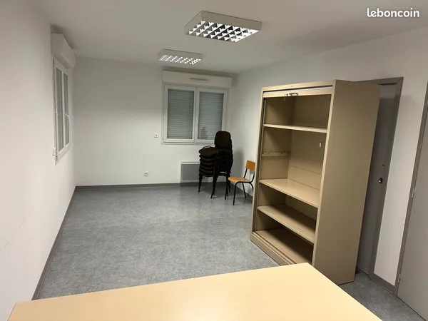 Local professionnel à Marvejols