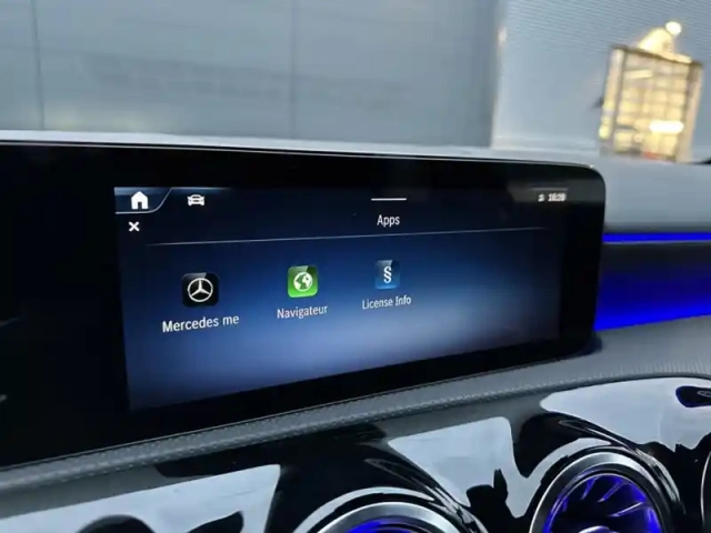 Mercedes Classe A a 220 d berline compacte — photo 19
