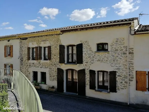 LOCATION Grande maison à Souilhe proche Castelnaudary