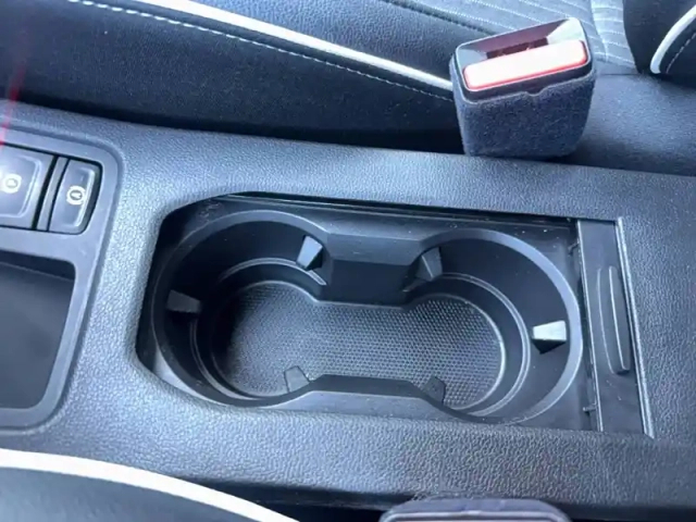 Renault Clio tce 90 - 21n — photo 46