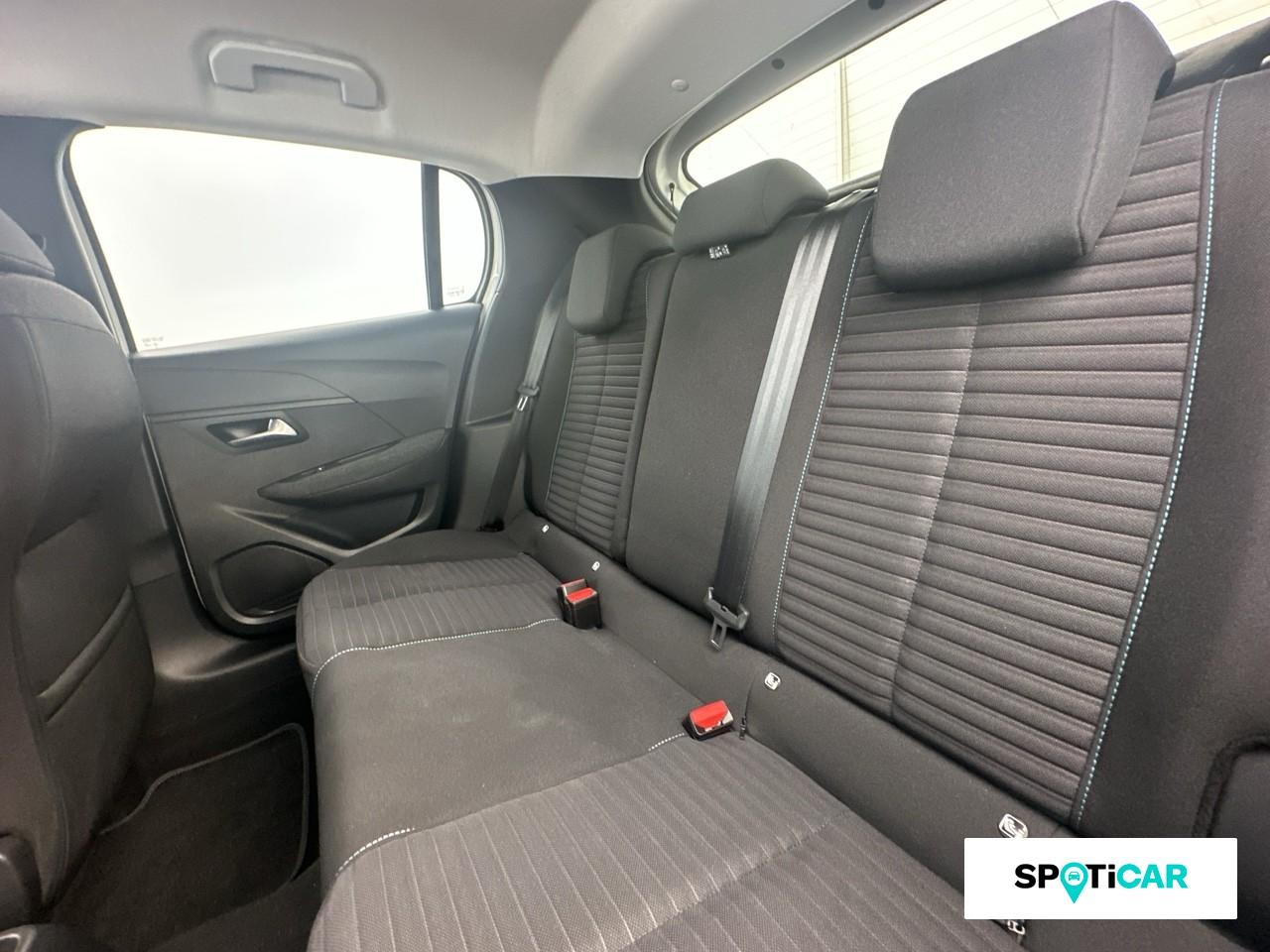 Peugeot 208 1.2 puretech 100ch s&s style 118g — photo 10