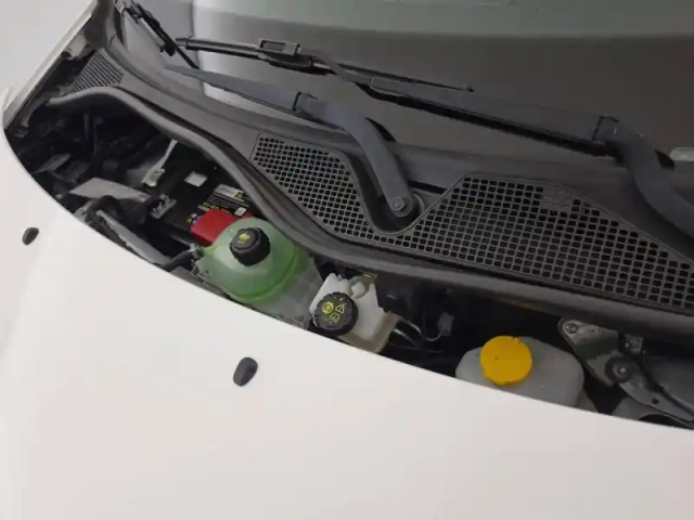 Renault Twingo iii e-tech — photo 133