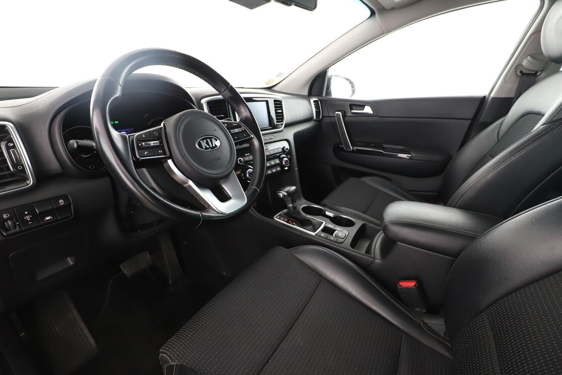 Kia Sportage 1.6 CRDi MHEV Design 2WD DCT7 — photo 10
