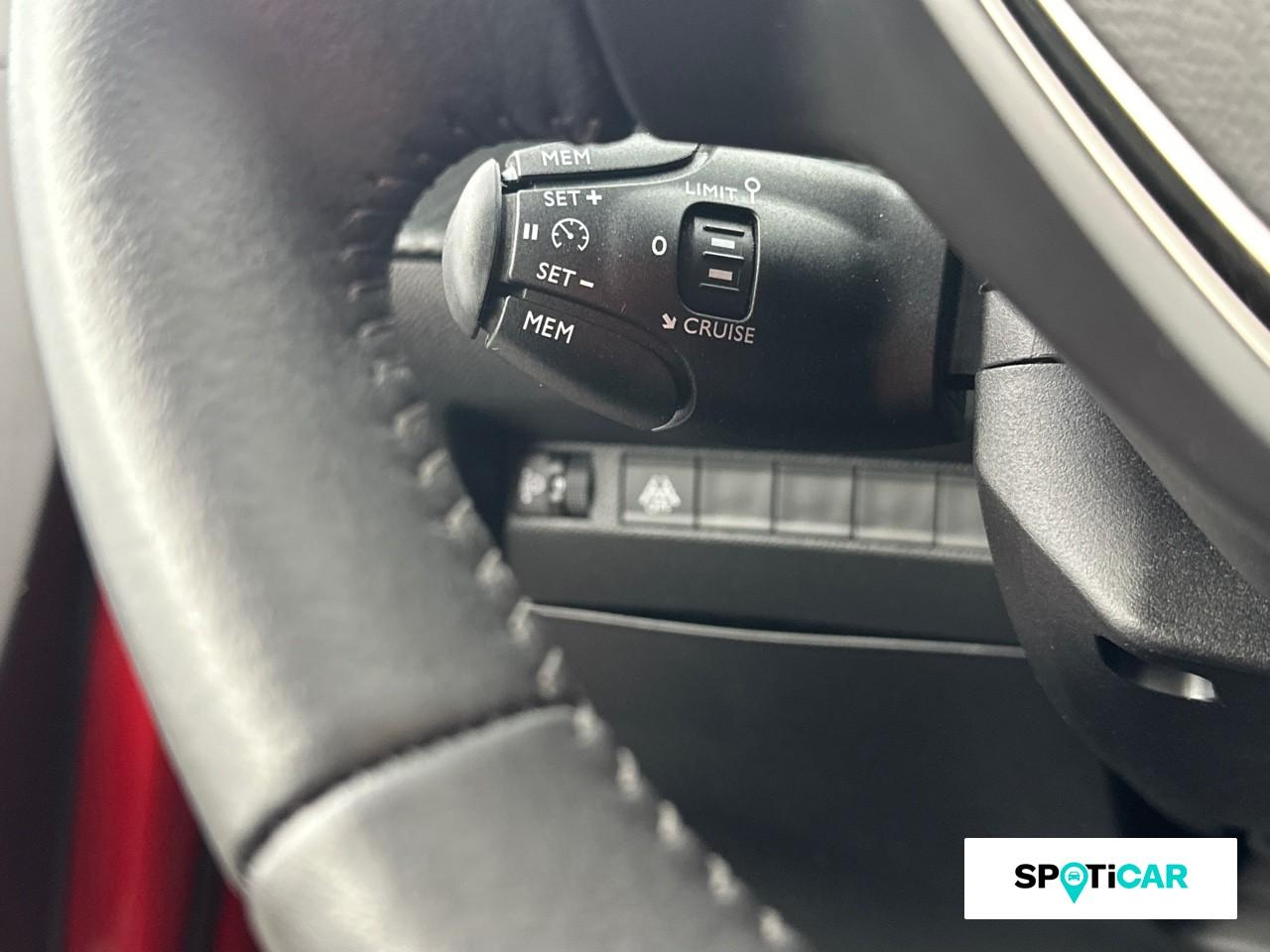 Peugeot 208 1.2 puretech 100ch s&s style — photo 18
