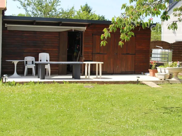 Maison avec projet d'agrandissement déjà lancé – Fort potentiel à Autainville