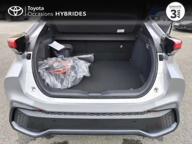 Toyota C-Hr 2.0 hybride rechargeable 225ch graphic my26 — photo 10