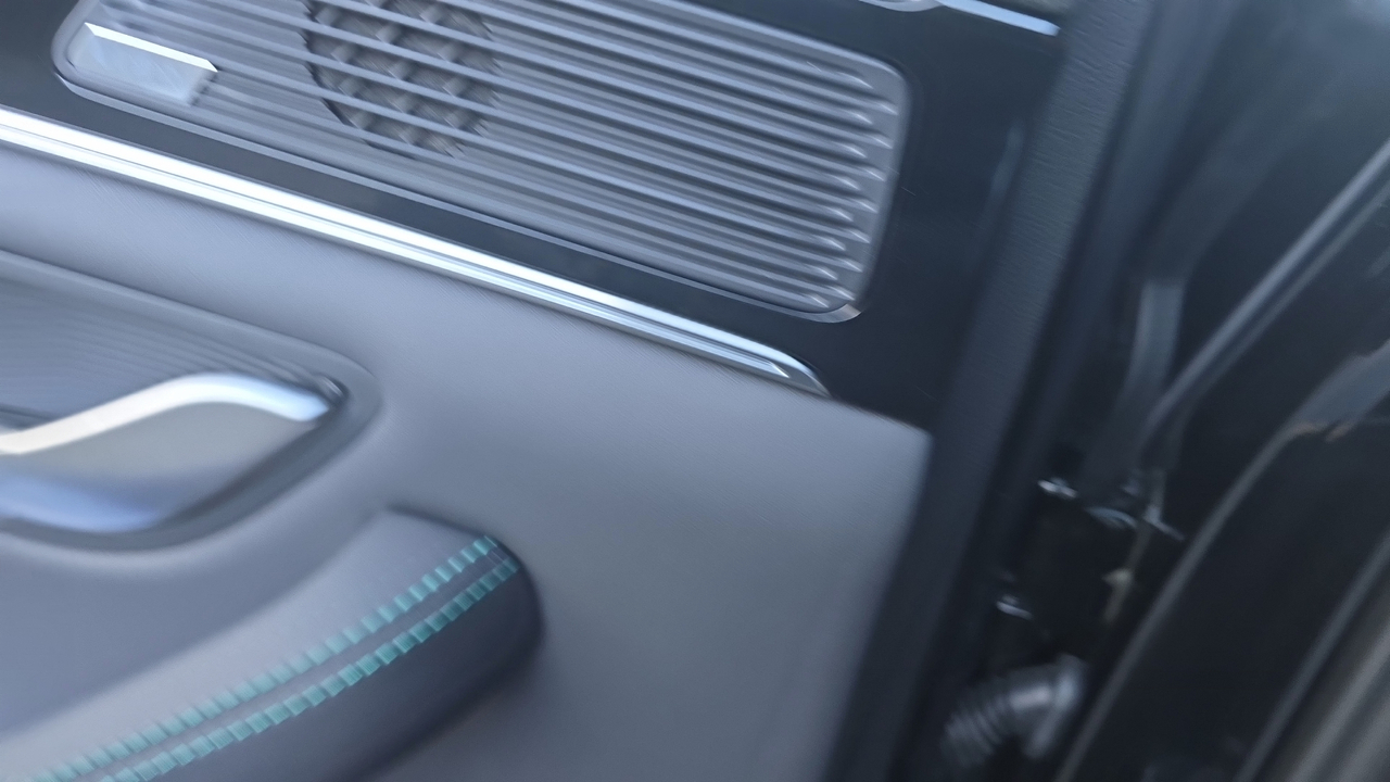 BYD Seal U 1.5l DM-i 218 ch PHEV — photo 33