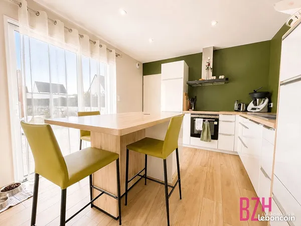 Propriété 6 pièces 145 m²