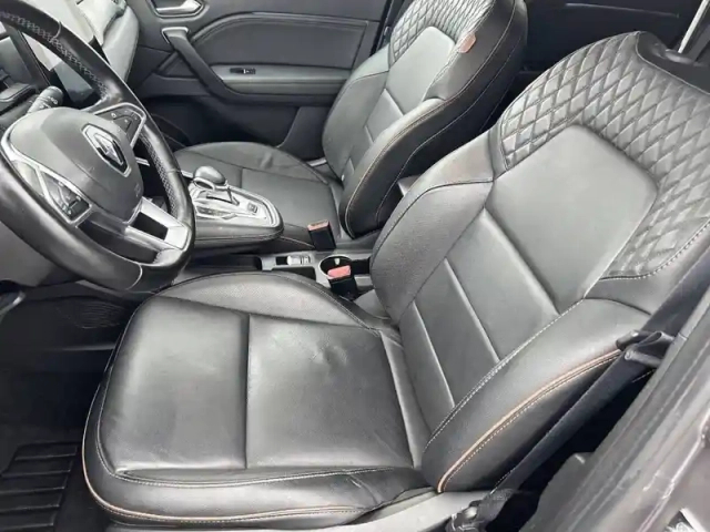 Renault Captur e-tech plug-in 160 - 21 — photo 11