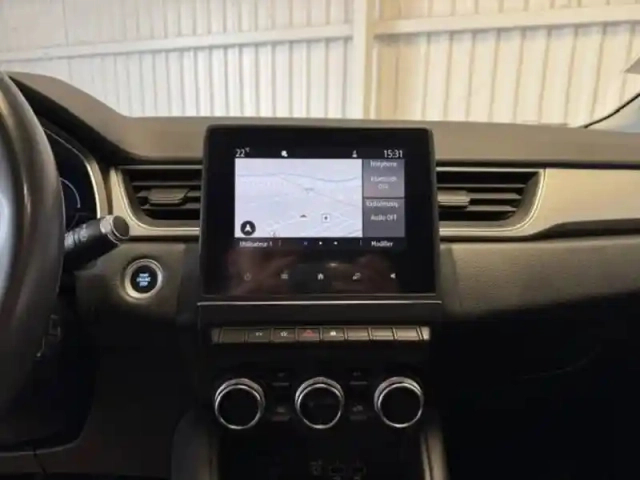 Renault Captur e-tech plug-in 160 — photo 28