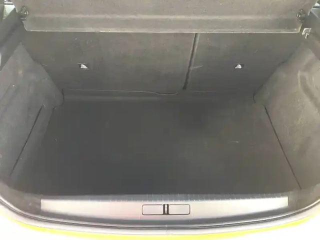 Peugeot 208 electrique 50 kwh 136ch — photo 9