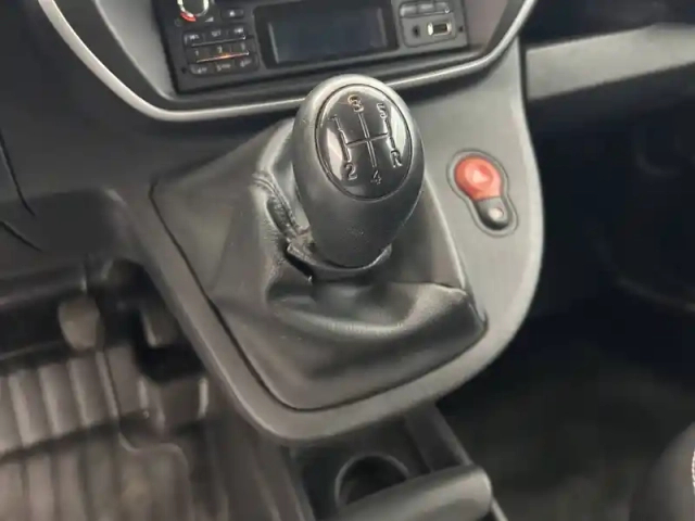Renault Kangoo express 1.5 dci 90 energy — photo 60