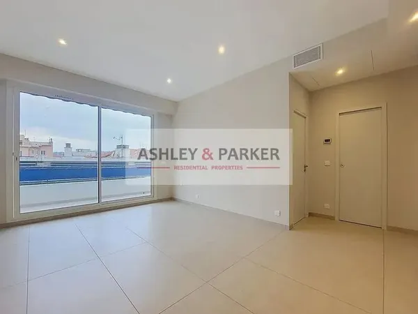 Appartement 3 pièces avec terrasse - 35 bis rue de France, Nice