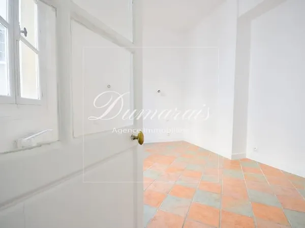75004 Paris - APPARTEMENT 1 PIECE