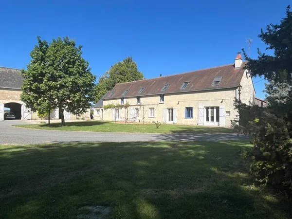 Maison 12 pièces 340 m²