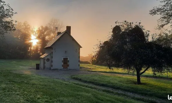 À louer - Charmante maison meublée avec jardin