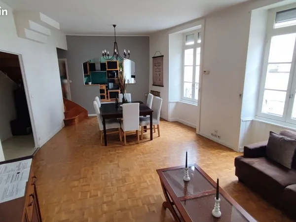 T.4 Duplex Hypercentre meublé 120m²