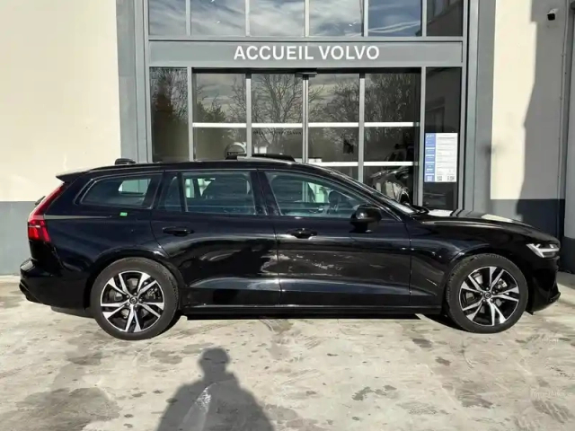 Volvo V60 micro hybride essence b4 197 ch dct7 — photo 5