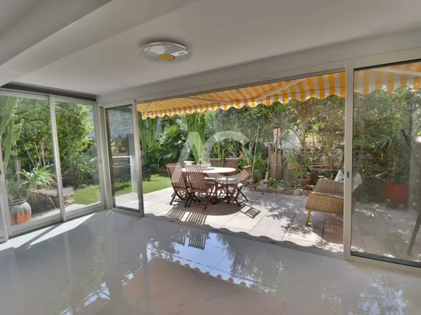JUAN-LES-PINS - Appartement 90m² avec Jardin