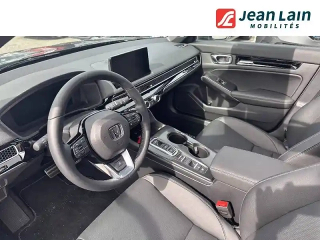 Honda Civic "e":hev 2.0 i-mmd — photo 27