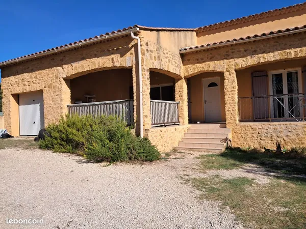 Maison à louer Foissac 30700