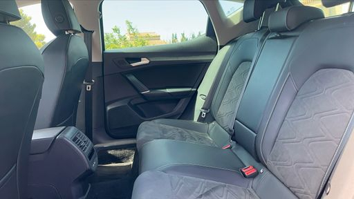 Seat Leon 1.5 eTSI 150 DSG7 - Xcellence – 2022 – 38684 km – Hybride essence – Boîte Automatique — photo 47