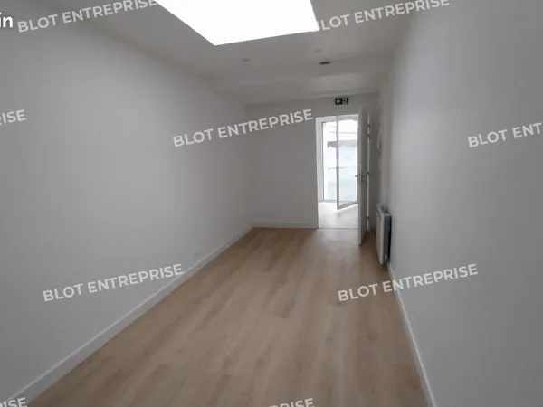 Bureaux 47 m²