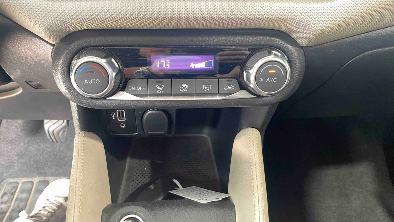 Nissan Micra dCi 90 — photo 18