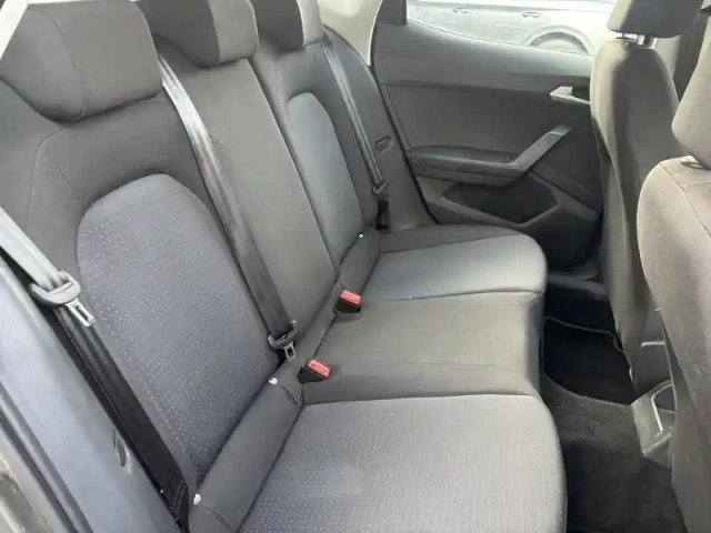 Seat Arona 1.0 tsi 95 ch start/stop bvm5 — photo 12