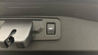 Renault Austral 1.3 TCe mild hybrid 160ch Iconic auto — photo 31