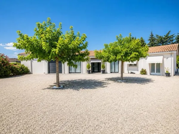 Maison 8 pièces 177 m²