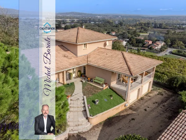Maison 9 pièces 233 m²