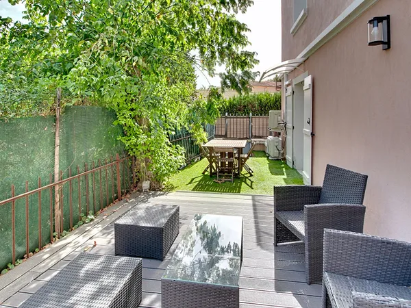 A VENDRE EN EXCLUSIVITE ! Appartement STUDIO à Draguignan avec terrasse et parking