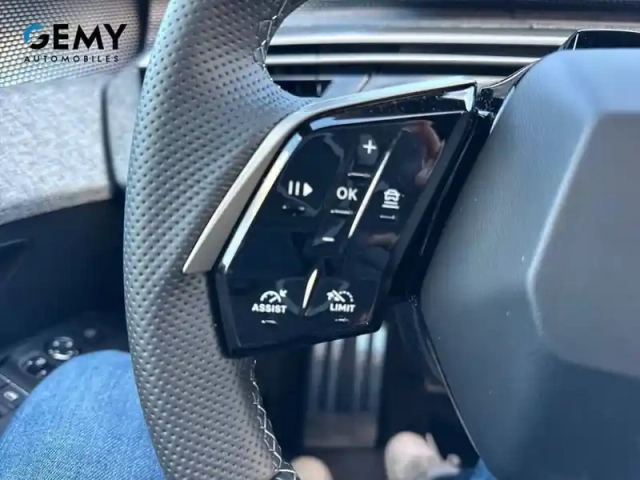 Peugeot 5008 hybrid 145 ch e-dcs6 — photo 36