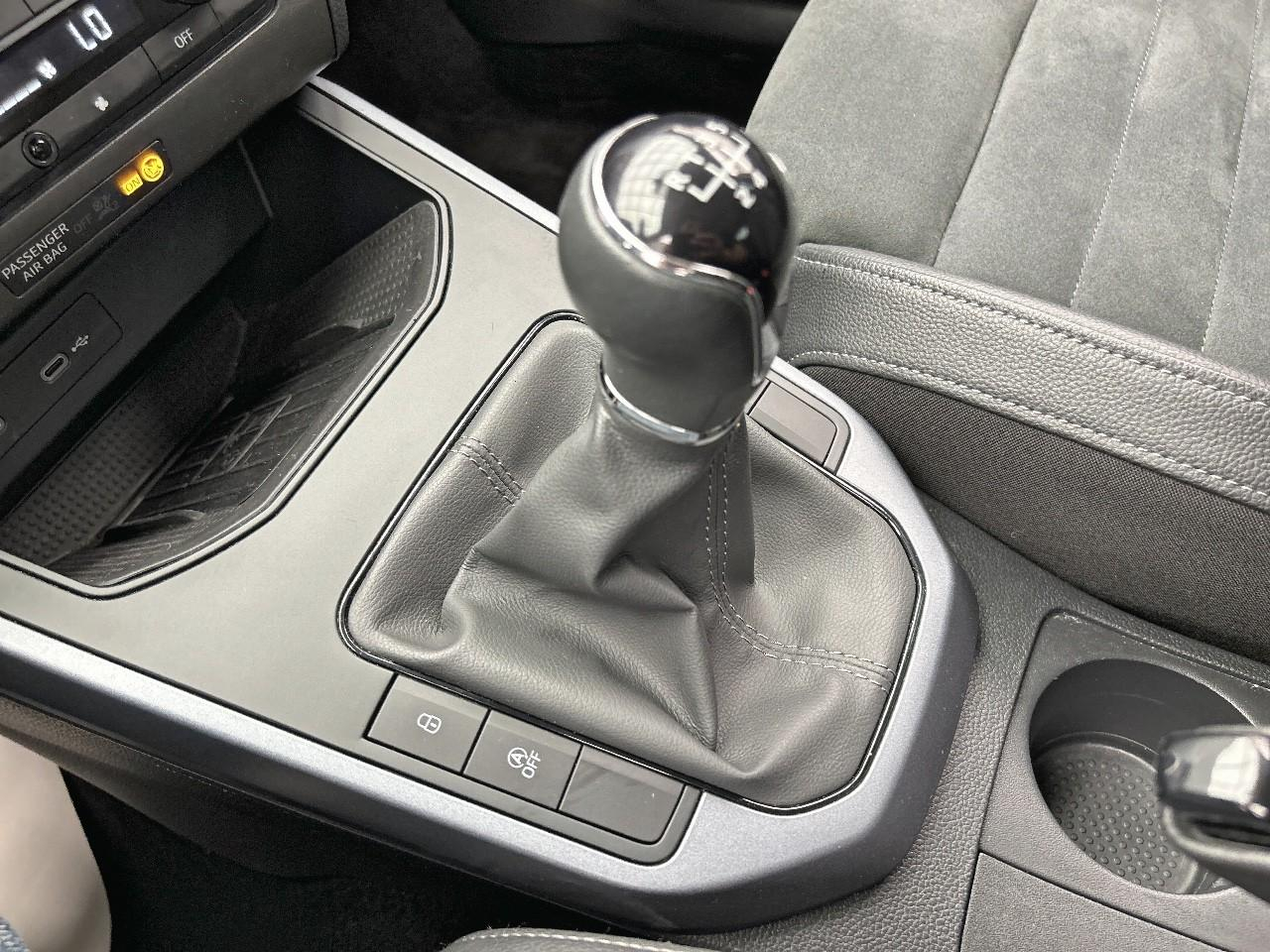 Seat Arona 1.0 tsi 95 ch start/stop bvm5 urban — photo 17