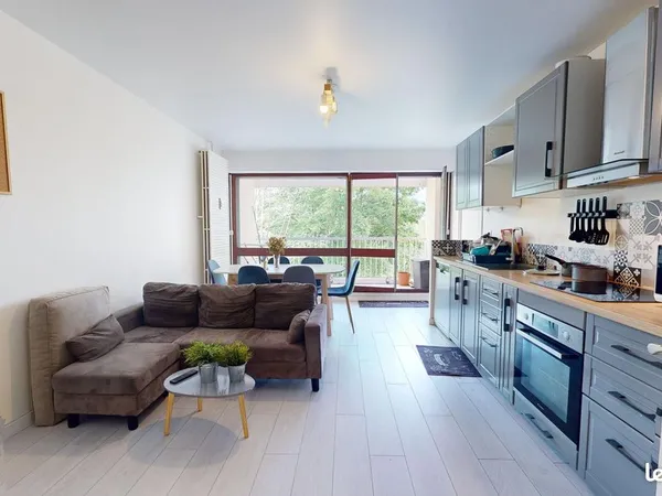 Appartement 6 pièces 103 m²