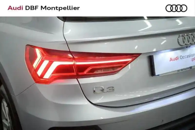 Audi Q3 45 tfsie 245 ch s tronic 6 business line — photo 10