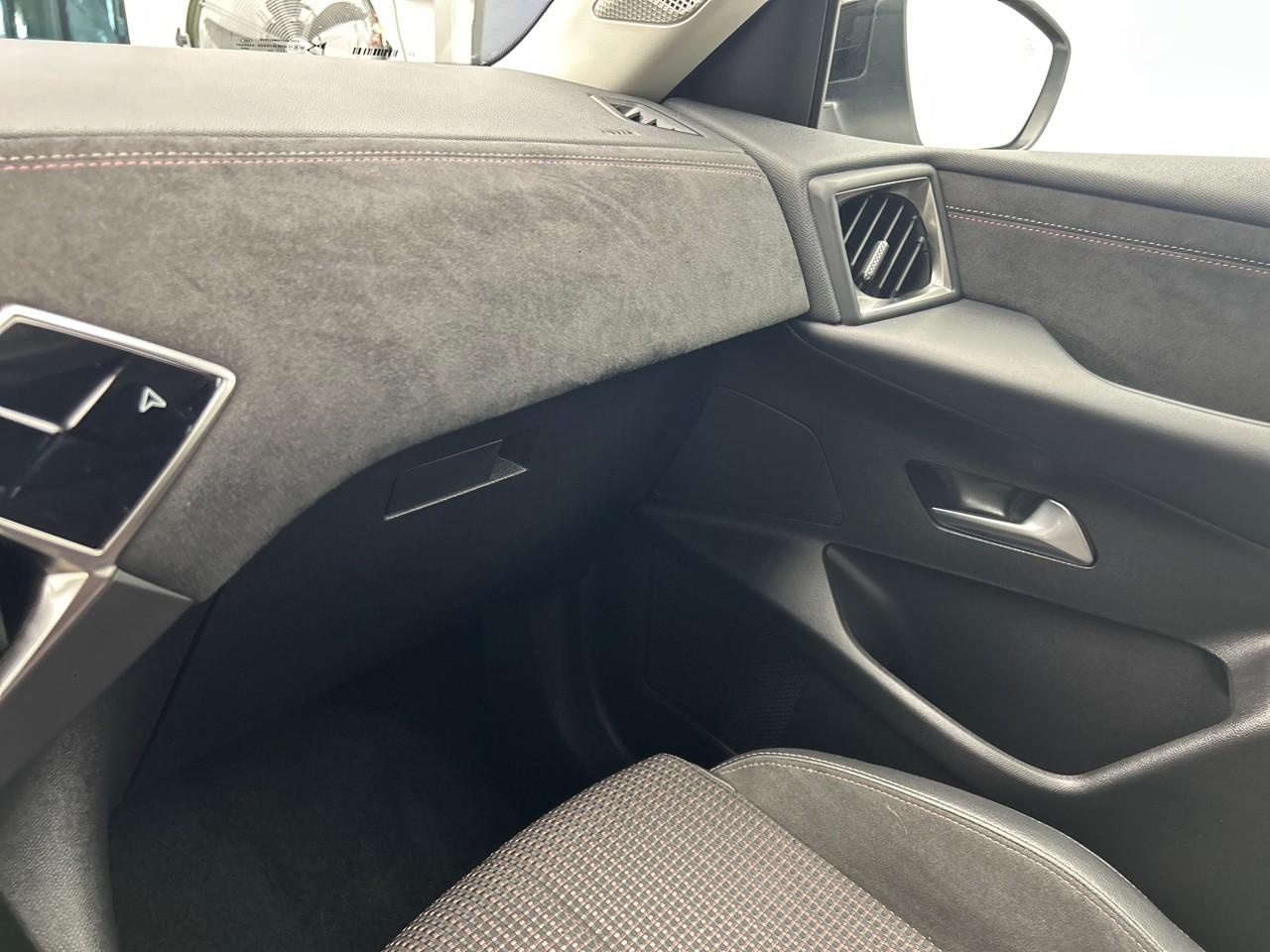 Ds Ds 3 puretech 130 eat8 performance line — photo 29