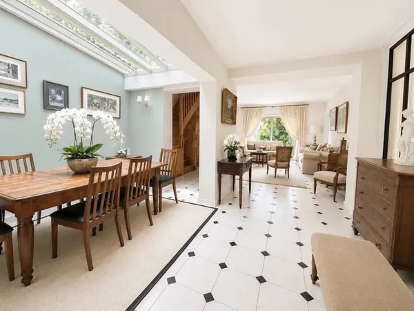 Maison 8 pièces 184 m²