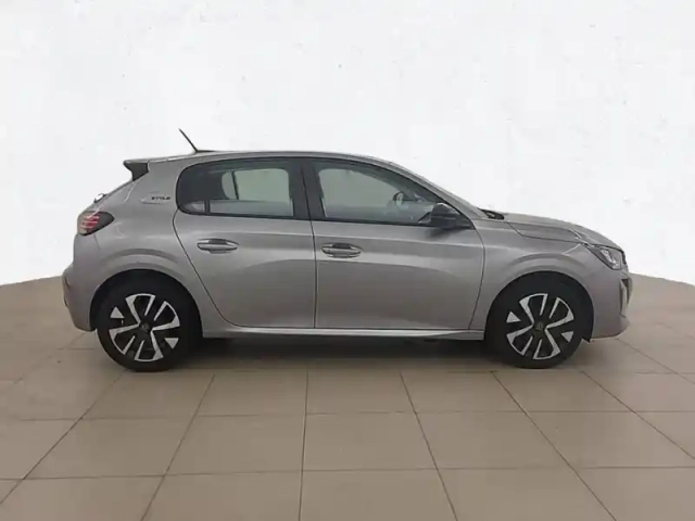 Peugeot 208 hybrid 110 ch e-dcs6 — photo 30