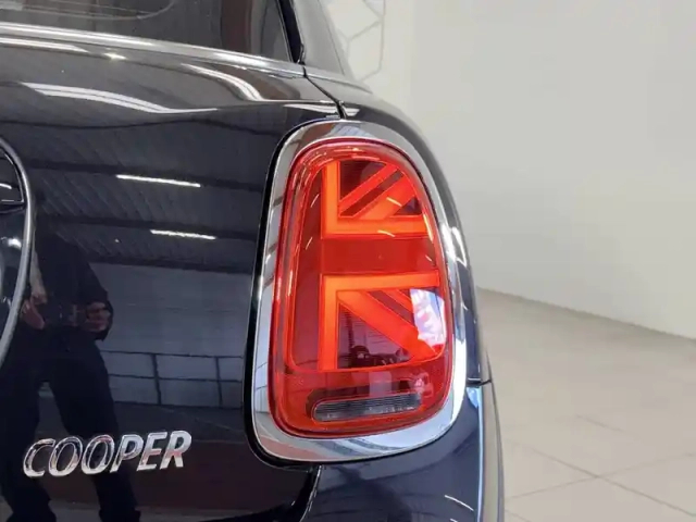 Mini Mini hatch 5 portes cooper 136 ch dkg7 — photo 110