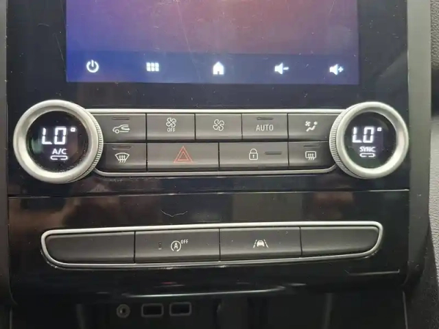Renault Megane mégane iv berline tce 140 fap - 21n — photo 37