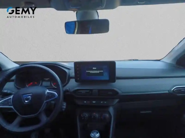 Dacia Sandero eco-g 100 — photo 8