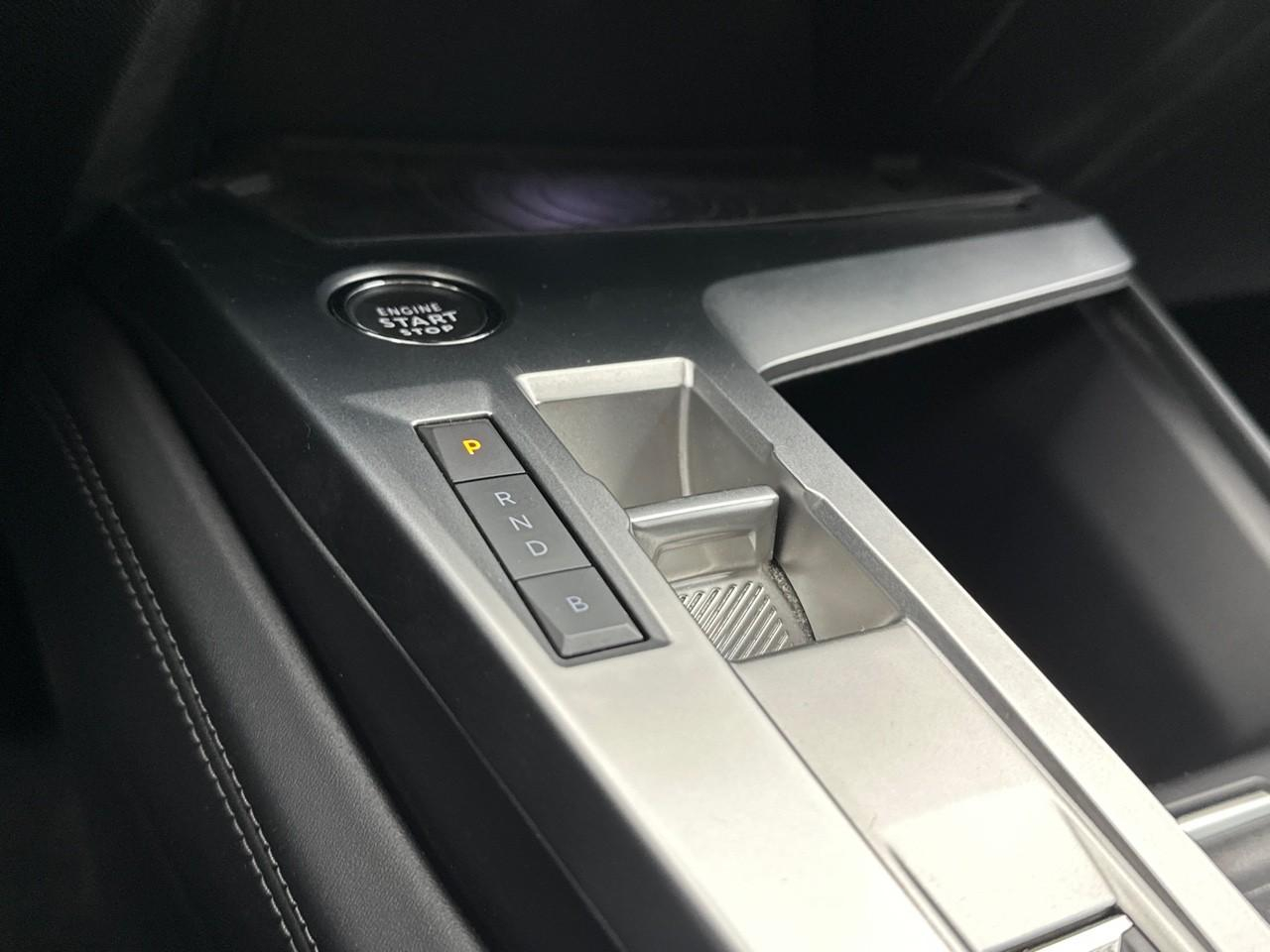 Peugeot 308 phev 180 e-eat8 allure pack — photo 30