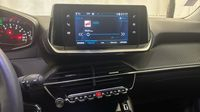 Peugeot 2008 1.2 PureTech 130ch S&S Allure EAT8 — photo 19