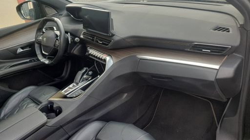 Peugeot 5008 2.0 BlueHdi 180 EAT8 - Gt Pack – 2022 – 126077 km – Diesel – Boîte Automatique — photo 42